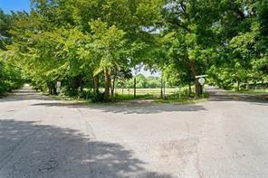 1213 S Houston School Road Lancaster TX 75146