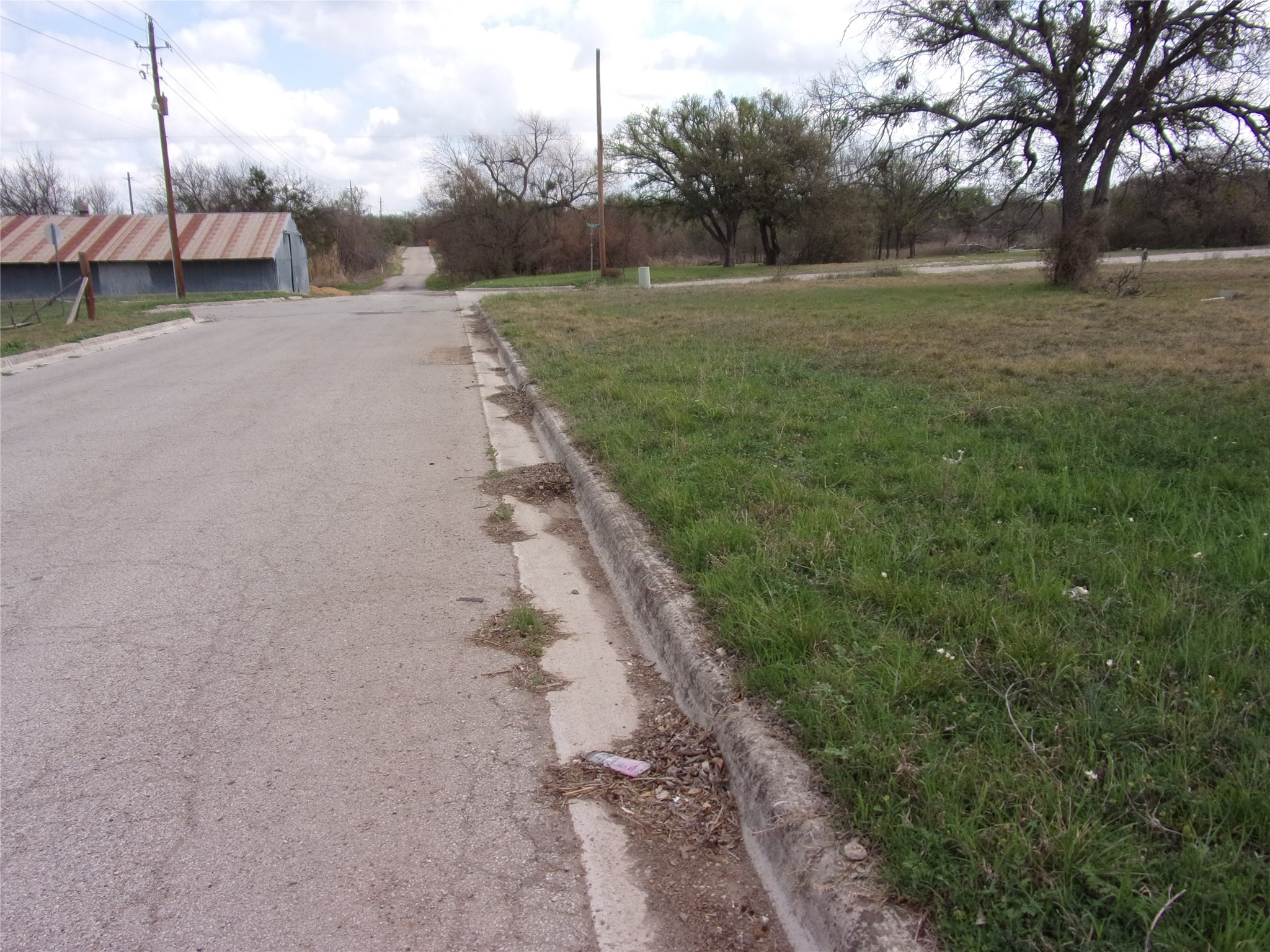 702 E Annex Street San Saba TX 76877
