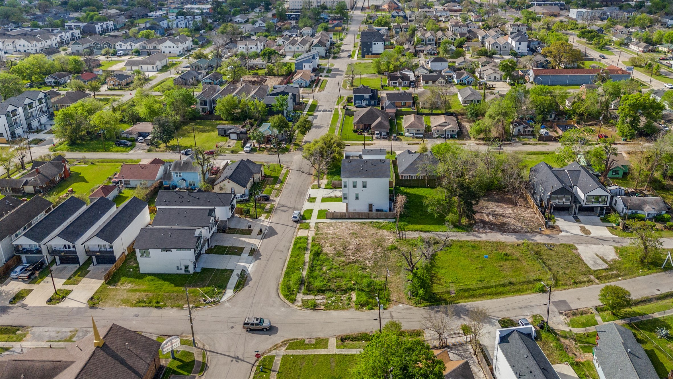 4436 Noble Street Houston TX 77020