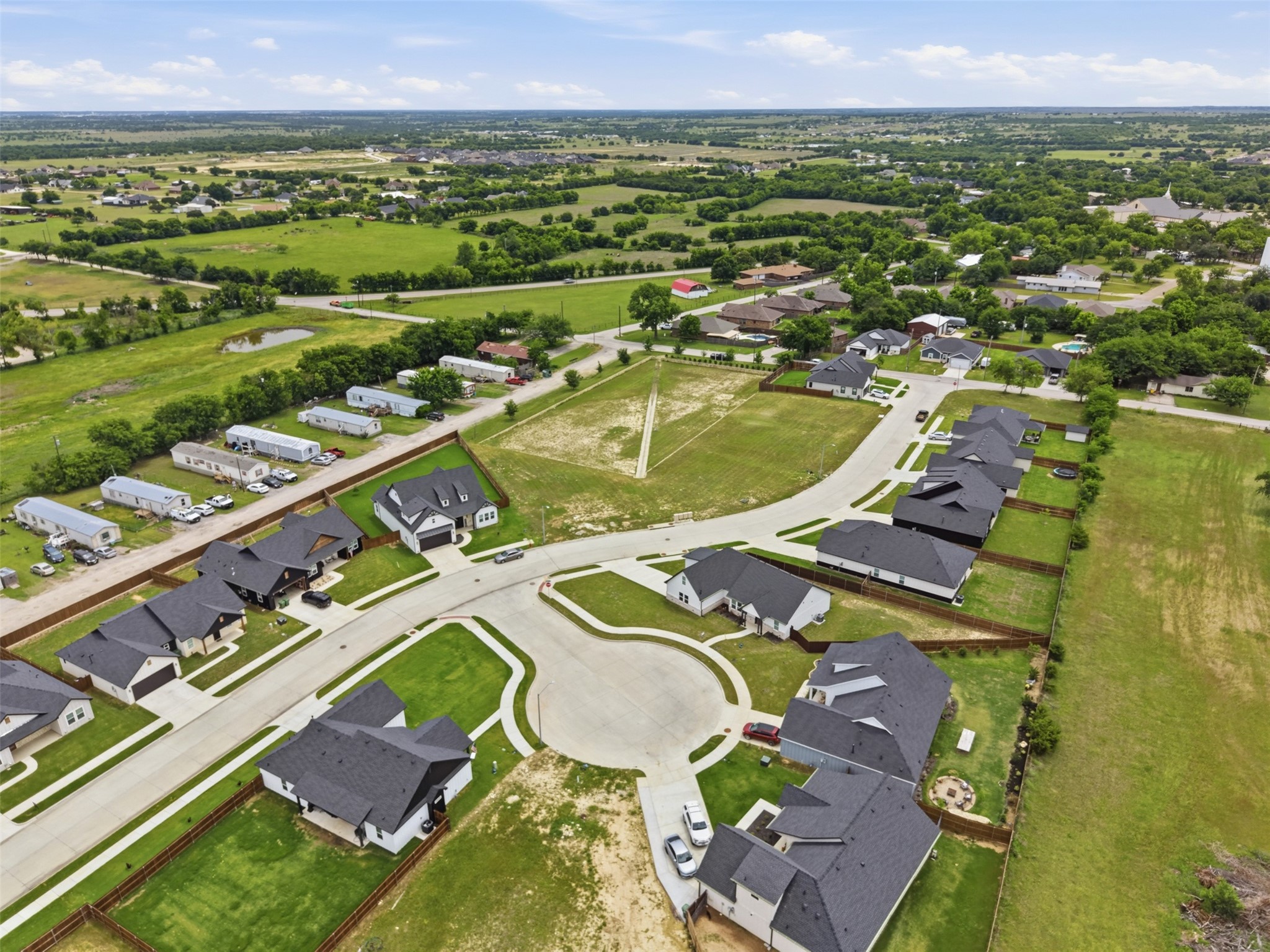 516 Highview Court Godley TX 76044