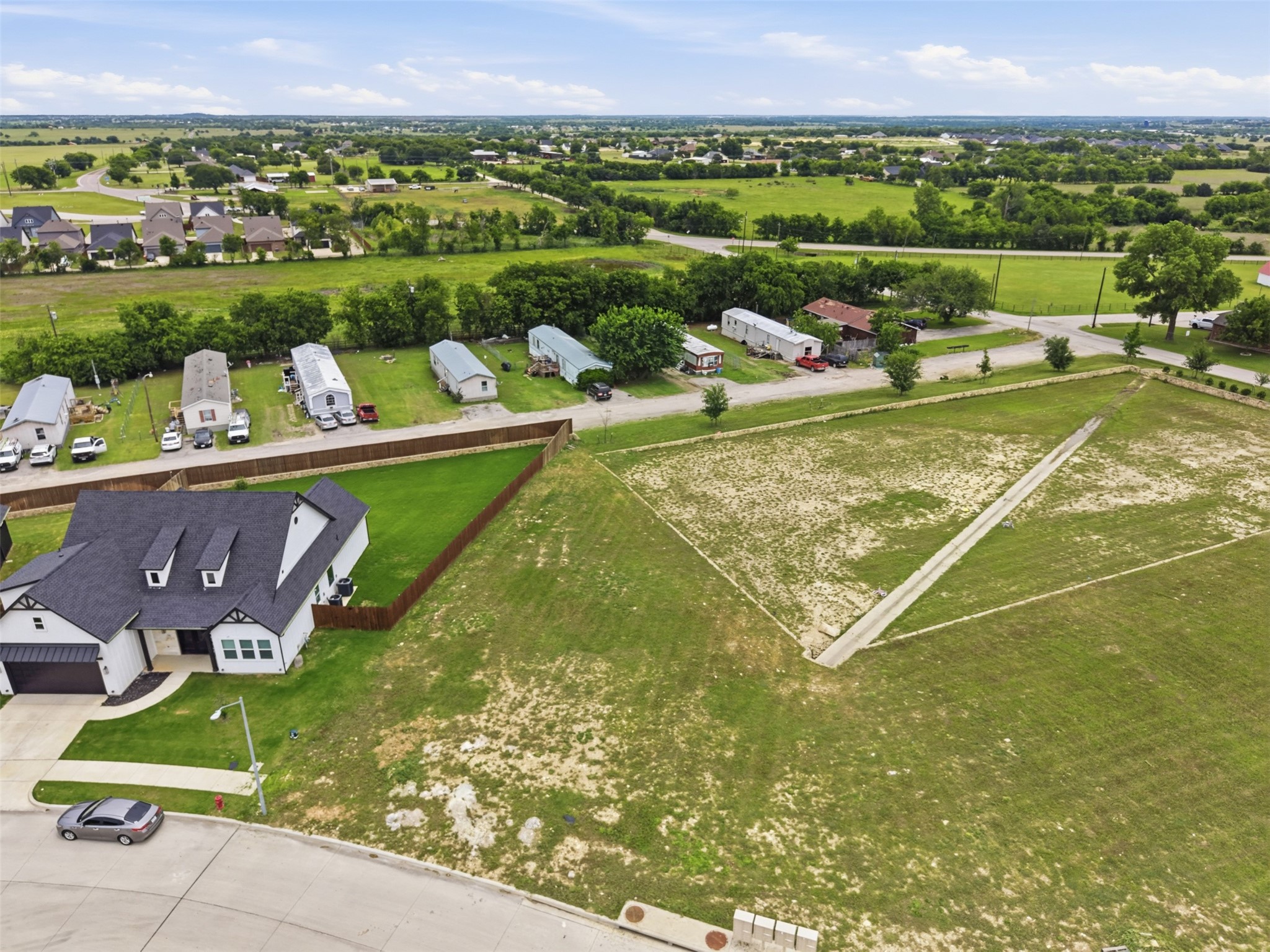 516 Highview Court Godley TX 76044
