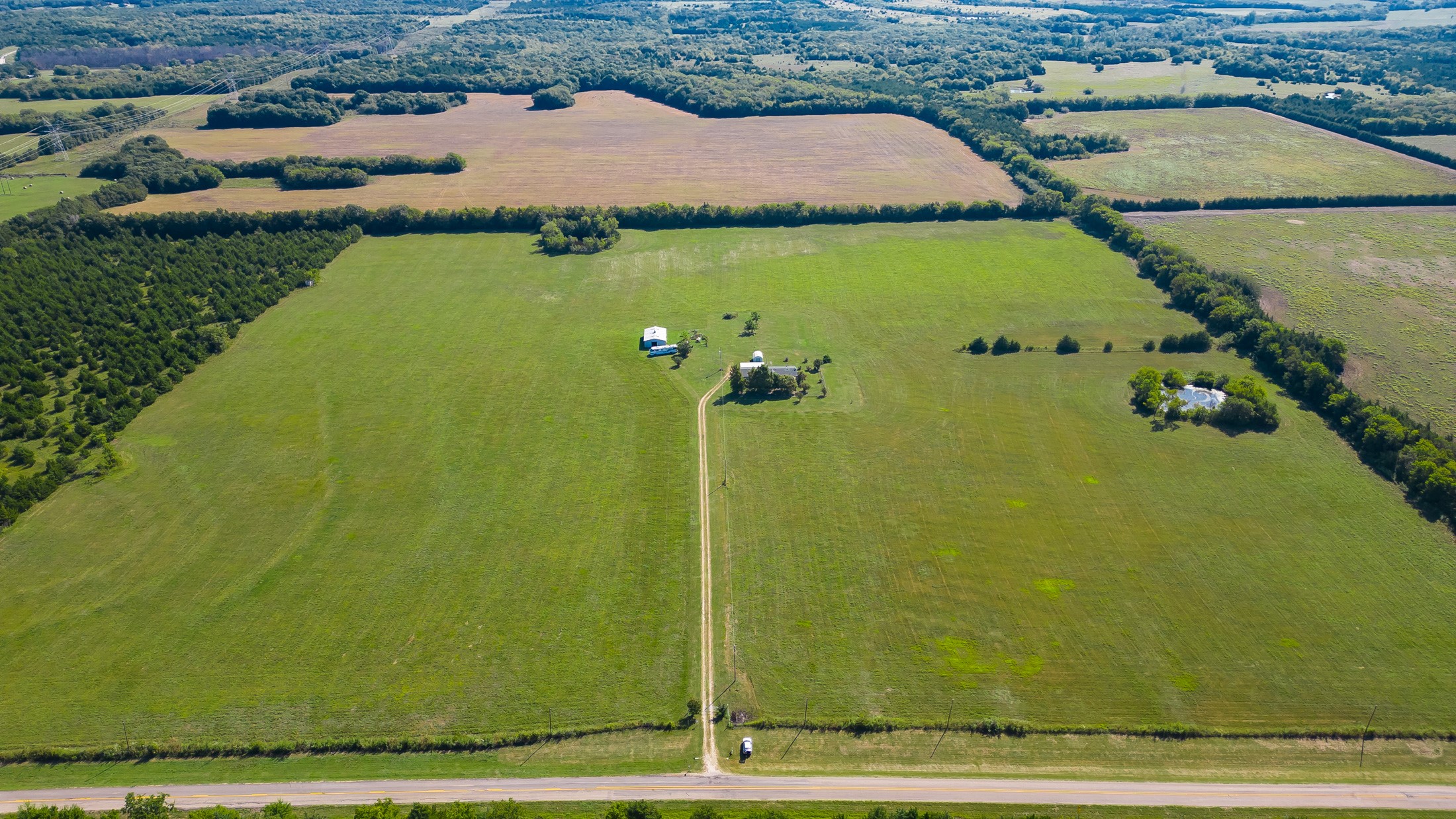 5484 N Fm 1743 Windom TX 75492