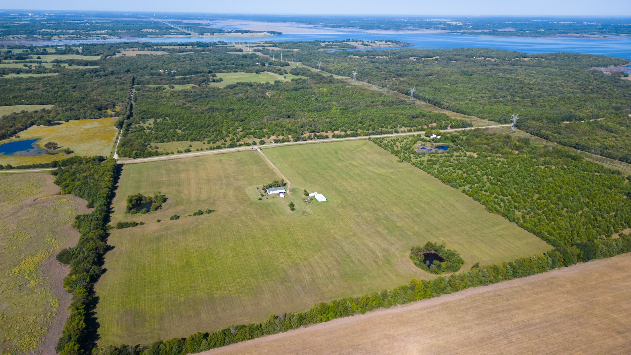 5484 N Fm 1743 Windom TX 75492