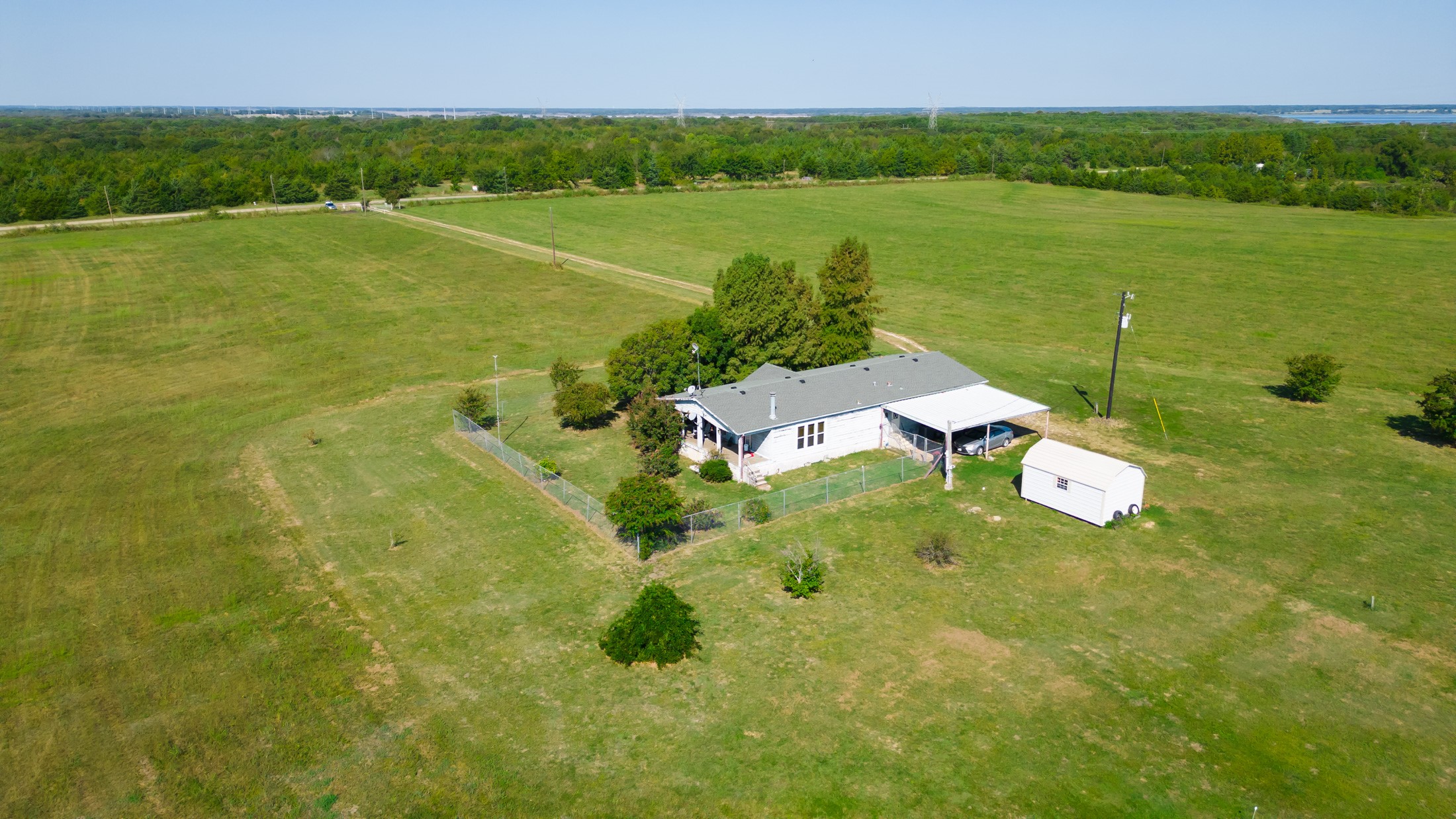 5484 N Fm 1743 Windom TX 75492