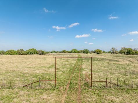 1641 County Road 274 Gatesville TX 76528
