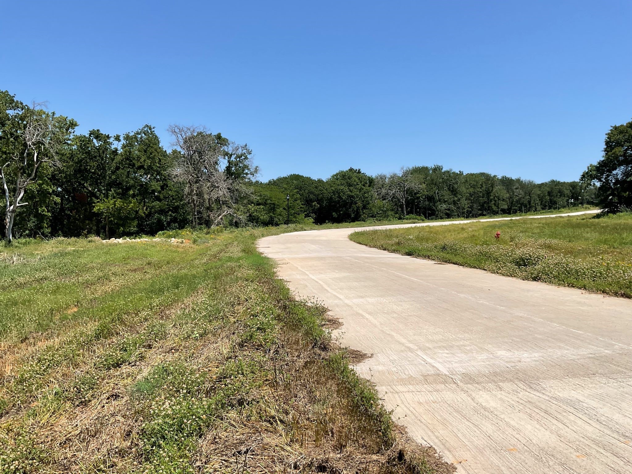 1657 Private Access 60200 Burleson TX 76028