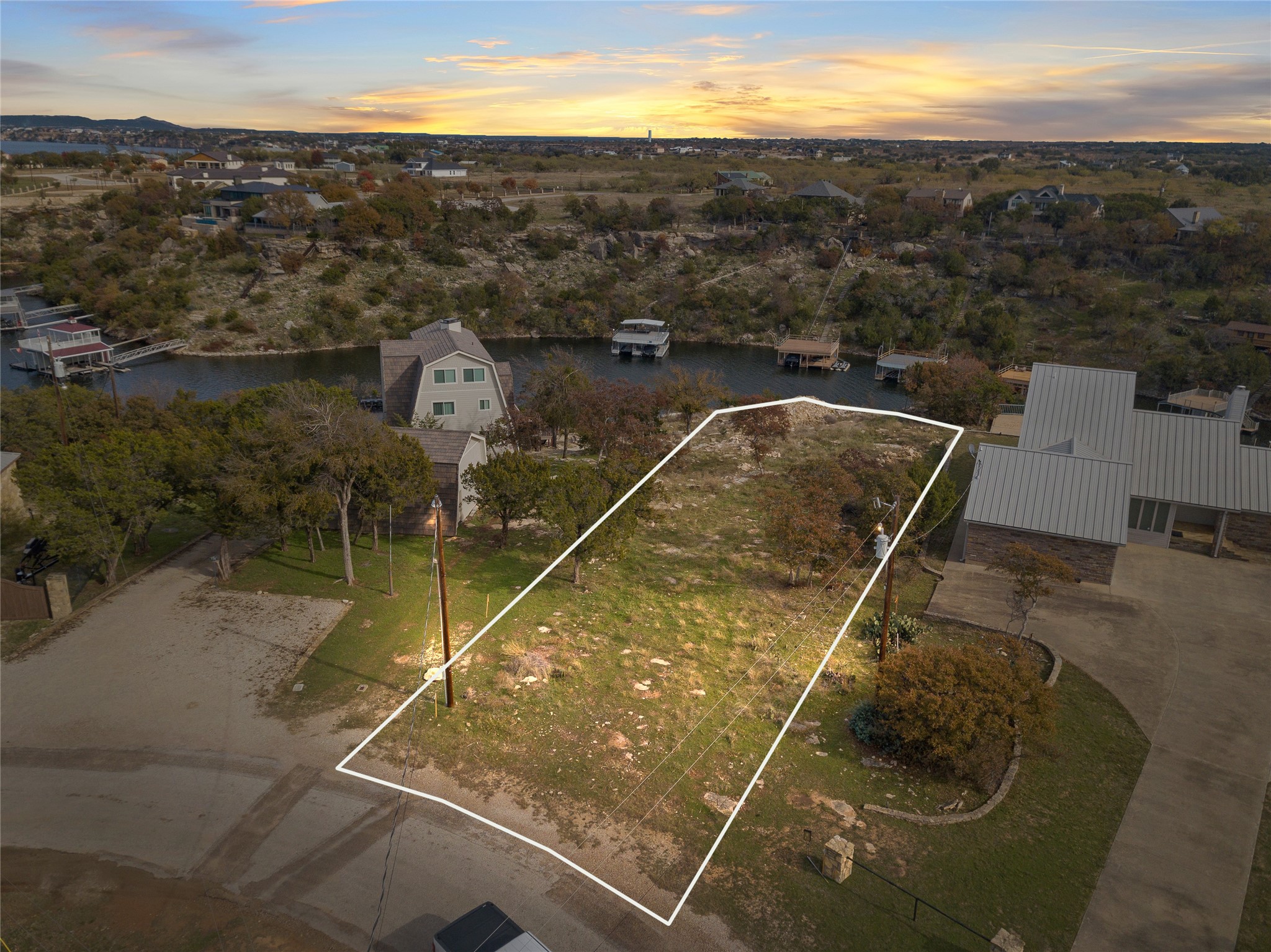 1040 Bluff Creek Point Possum Kingdom Lake TX 76475