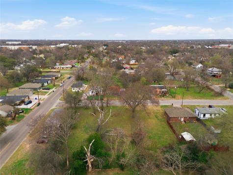 1220 Preston Street Waco TX 76704