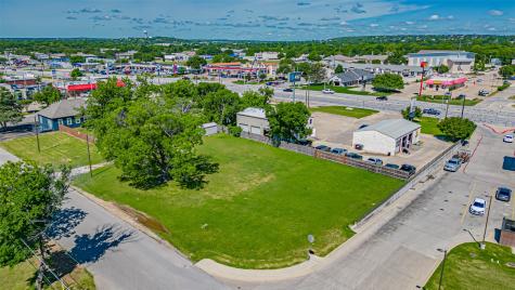 124 Anderson Street Burleson TX 76028