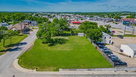 124 Anderson Street Burleson TX 76028