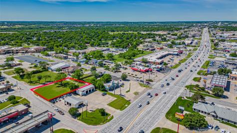 124 Anderson Street Burleson TX 76028