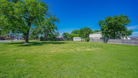 124 Anderson Street Burleson TX 76028