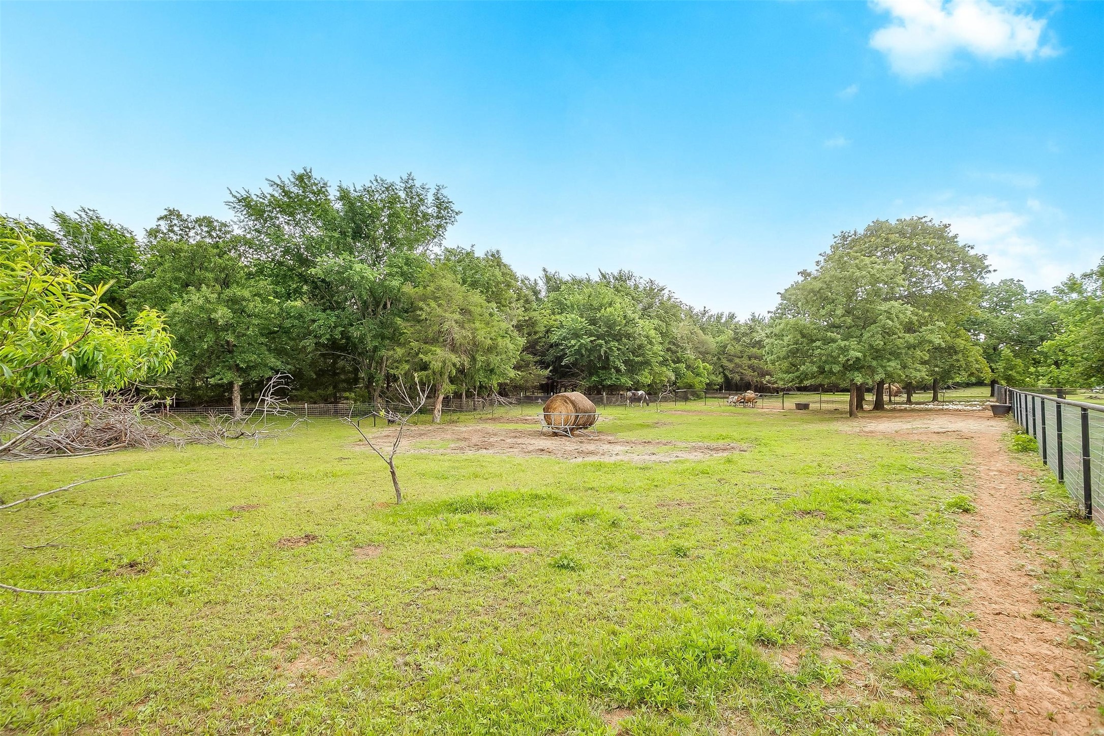 2716 E Fm 4 Cleburne TX 76031