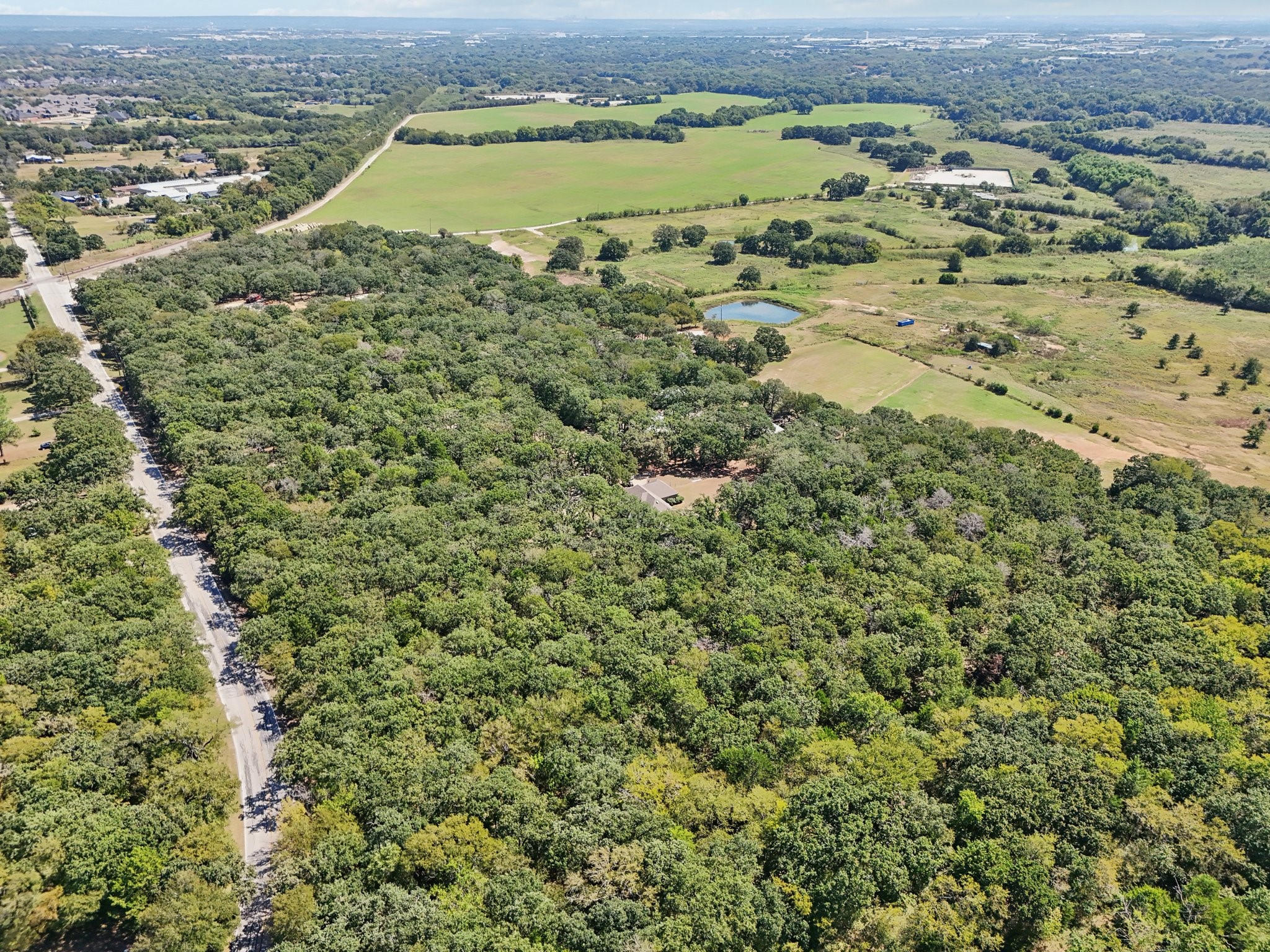 1901 Newt Patterson Mansfield TX 76063