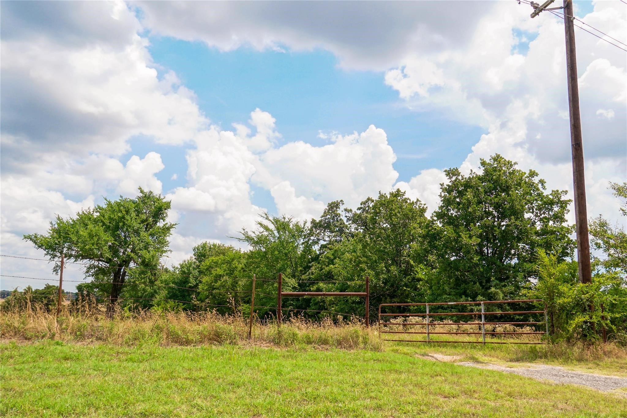 7527 Highway 1753 Denison TX 75021