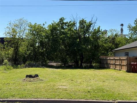 622 S First Street Sherman TX 75090