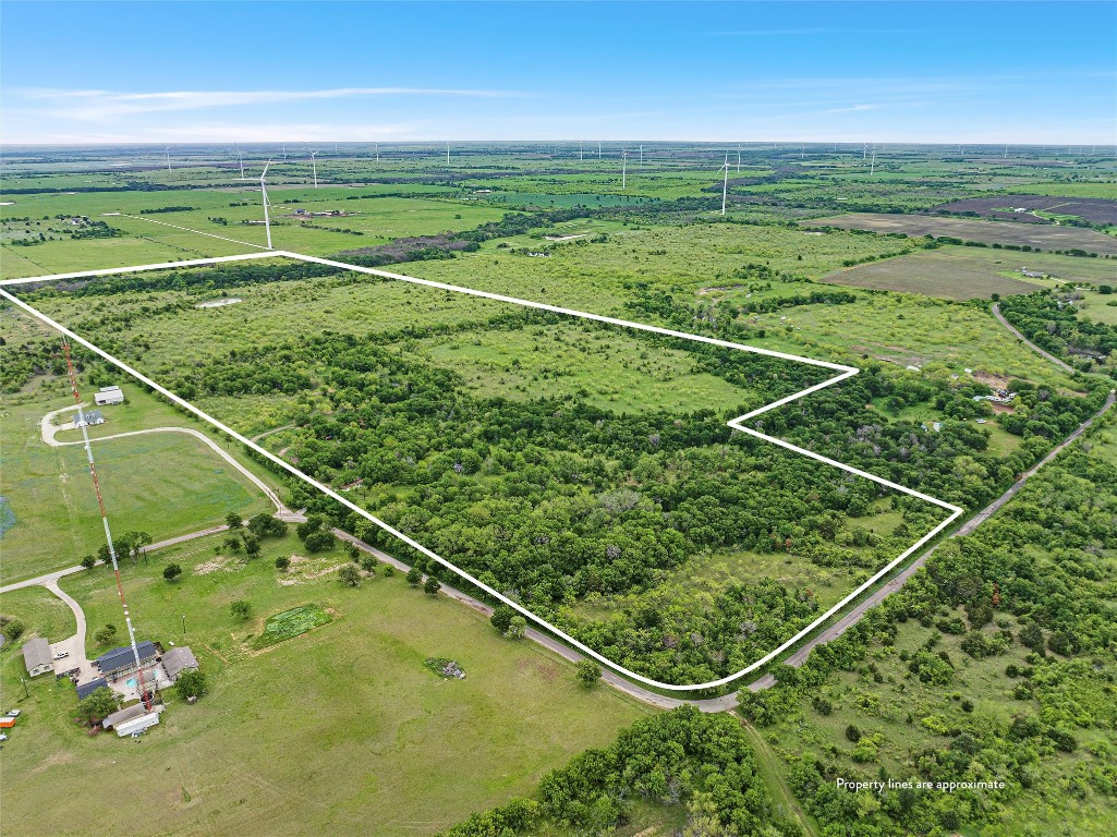 1324 Lcr 120 Mount Calm TX 76673