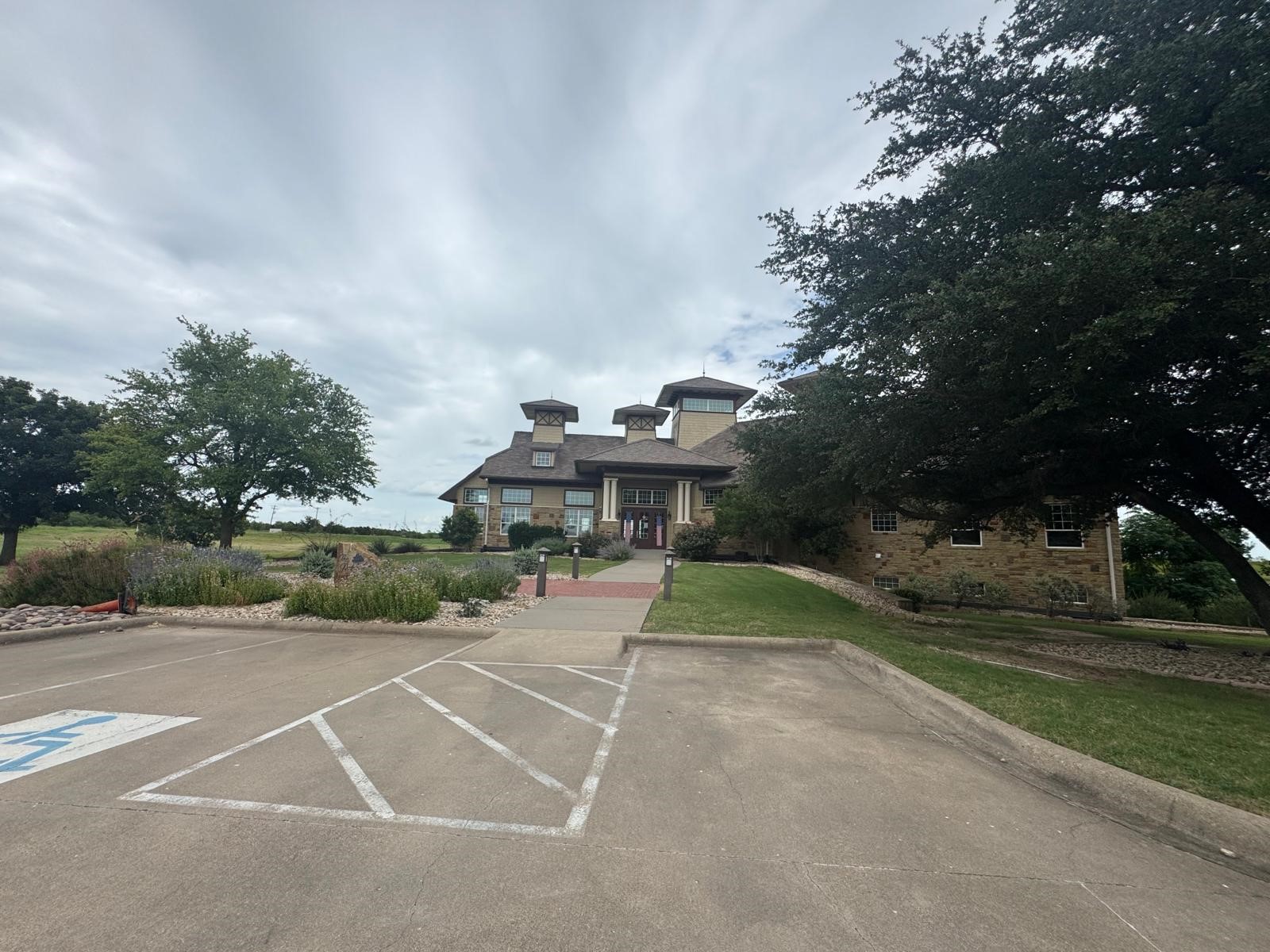 6125 Castle Stuart Drive Cleburne TX 76033