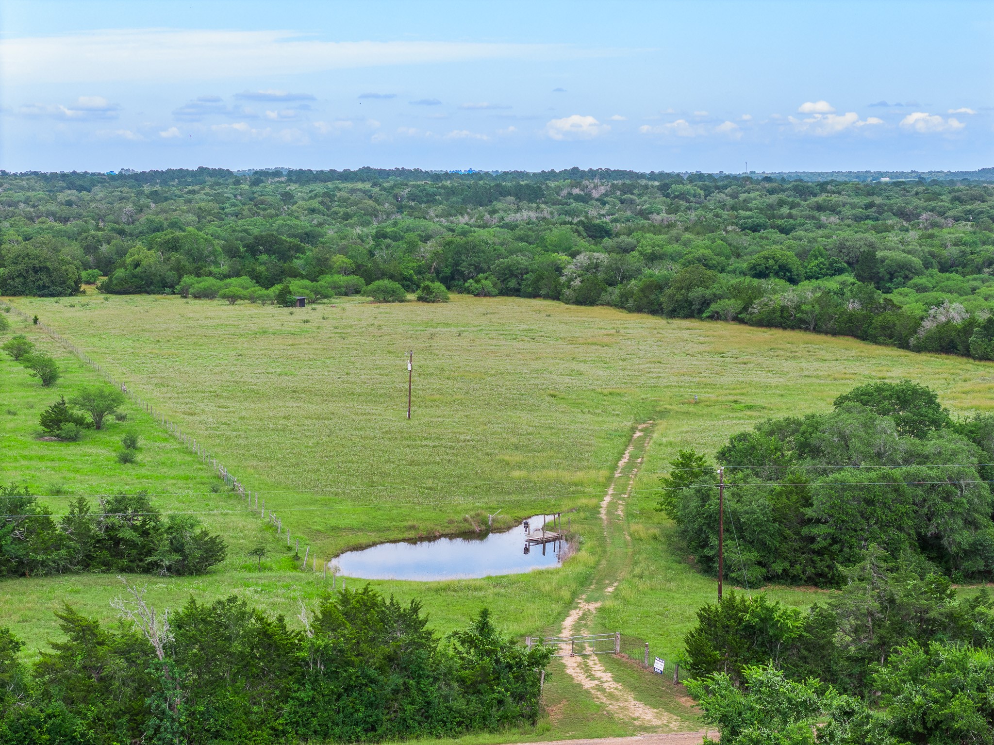 1505 Mcelroy Lane No City TX 78950