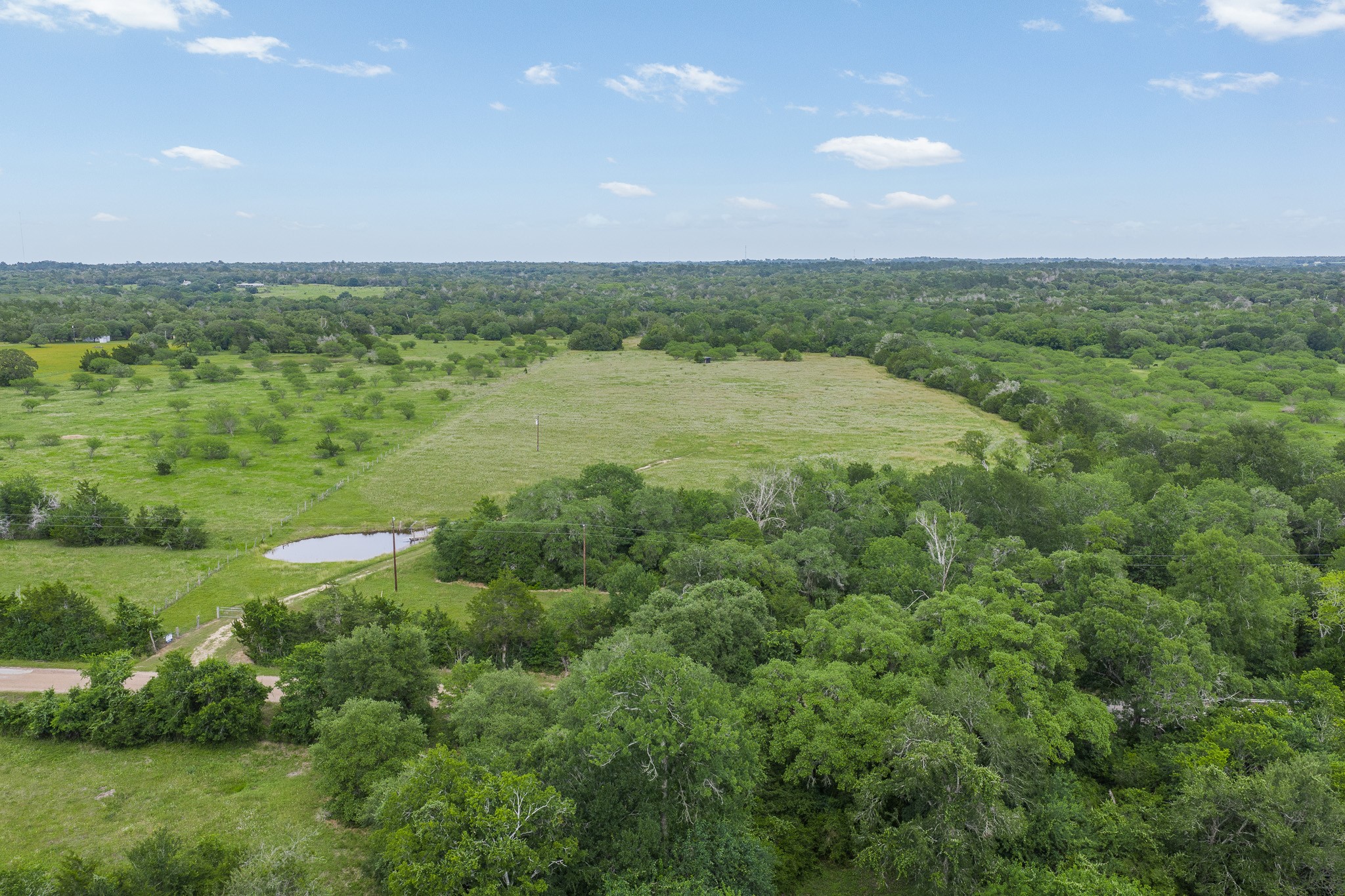 1505 Mcelroy Lane No City TX 78950