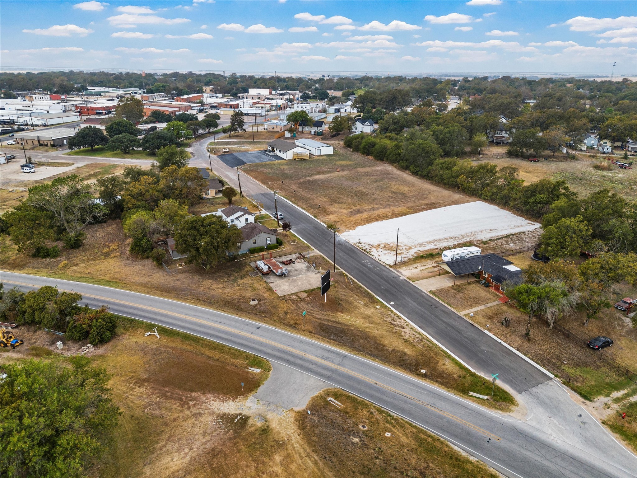 312 E Columbus Street West TX 76691