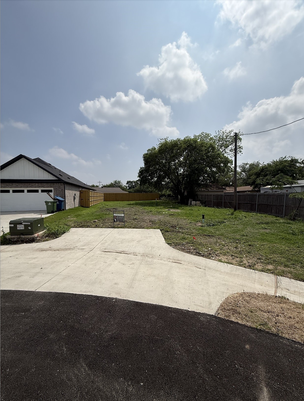 4604 Red Bud Court The Colony TX 75056