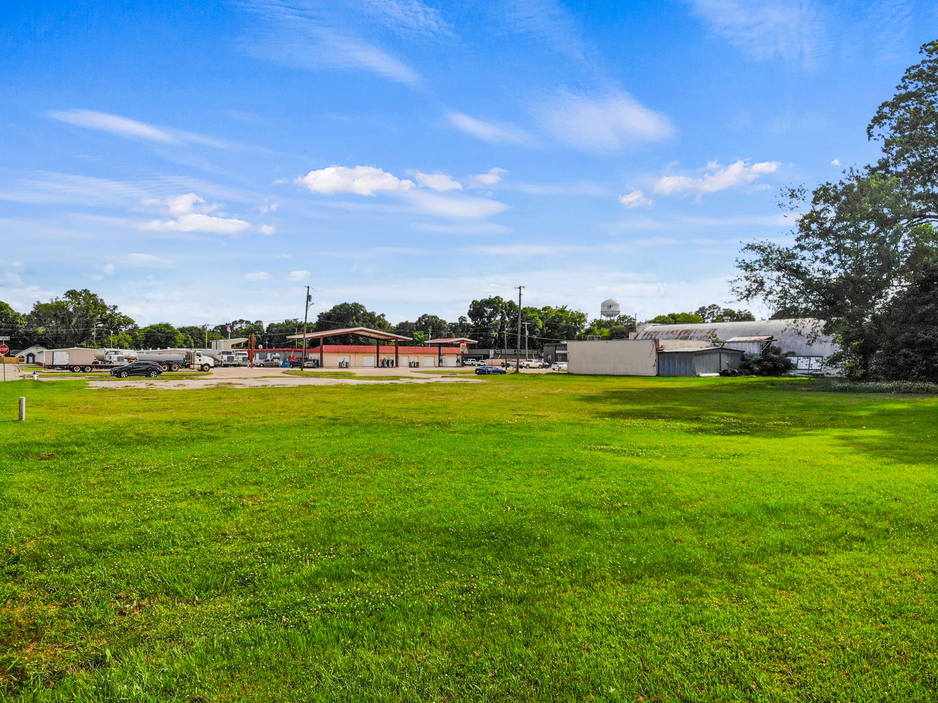 122 W 16th Street Mt Pleasant TX 75455