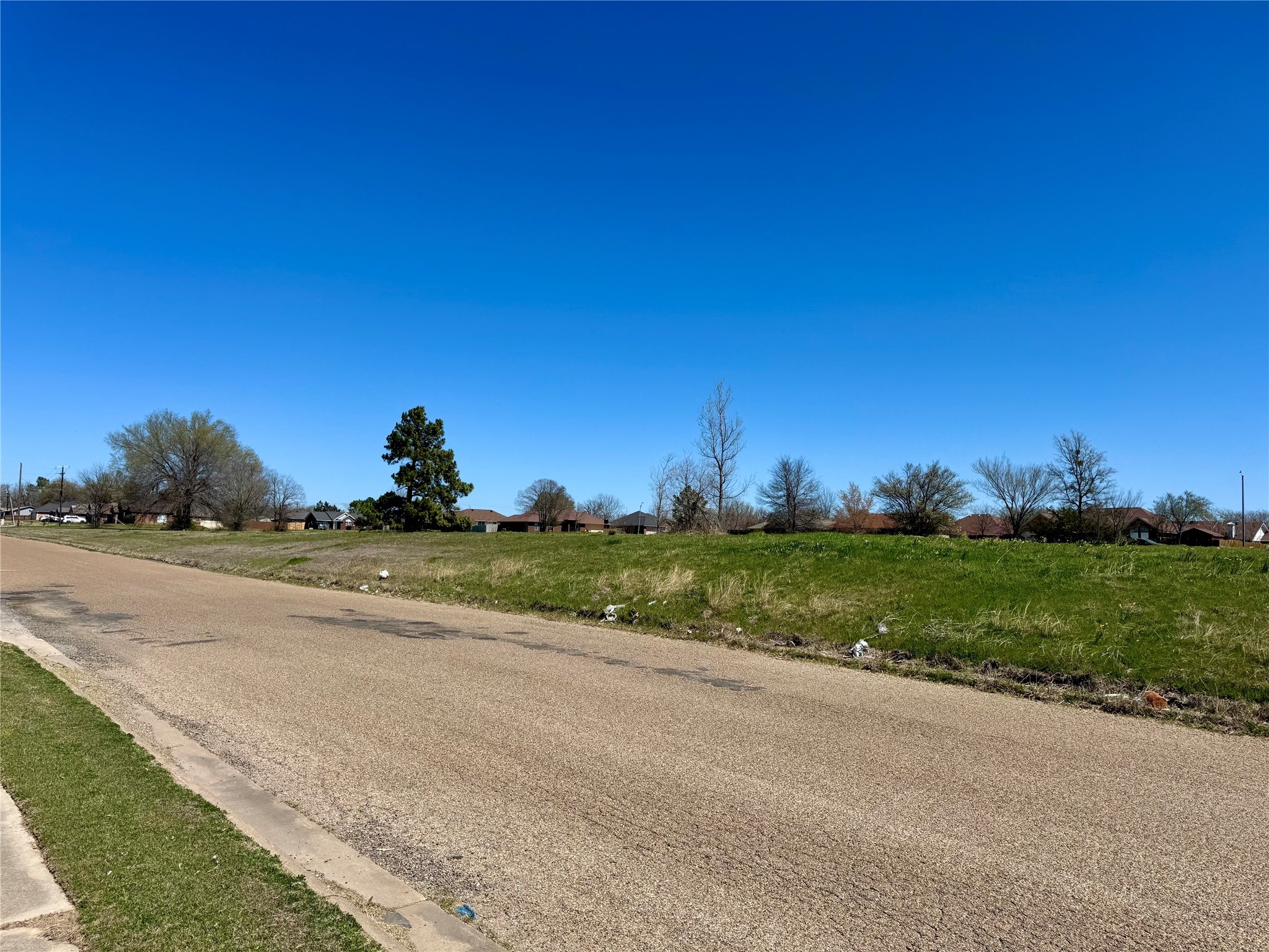 2301 Mangum Street Commerce TX 75428