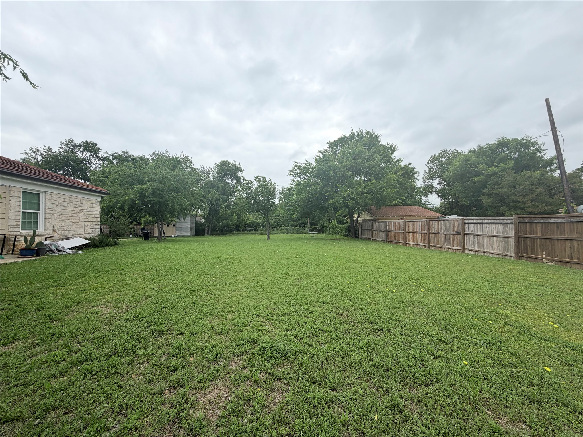 5633 Oak Grove Road N Fort Worth TX 76134