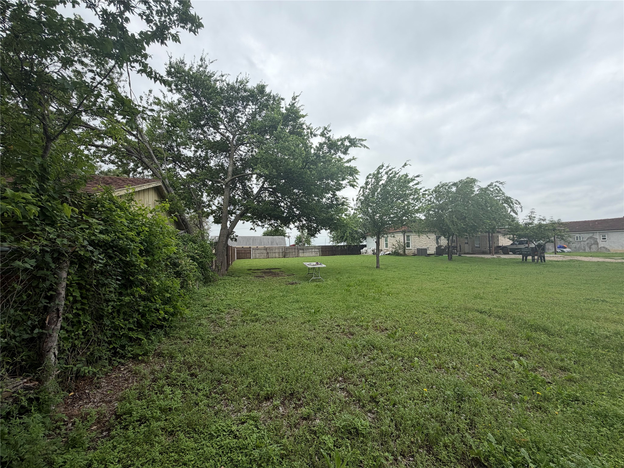 5633 Oak Grove Road N Fort Worth TX 76134