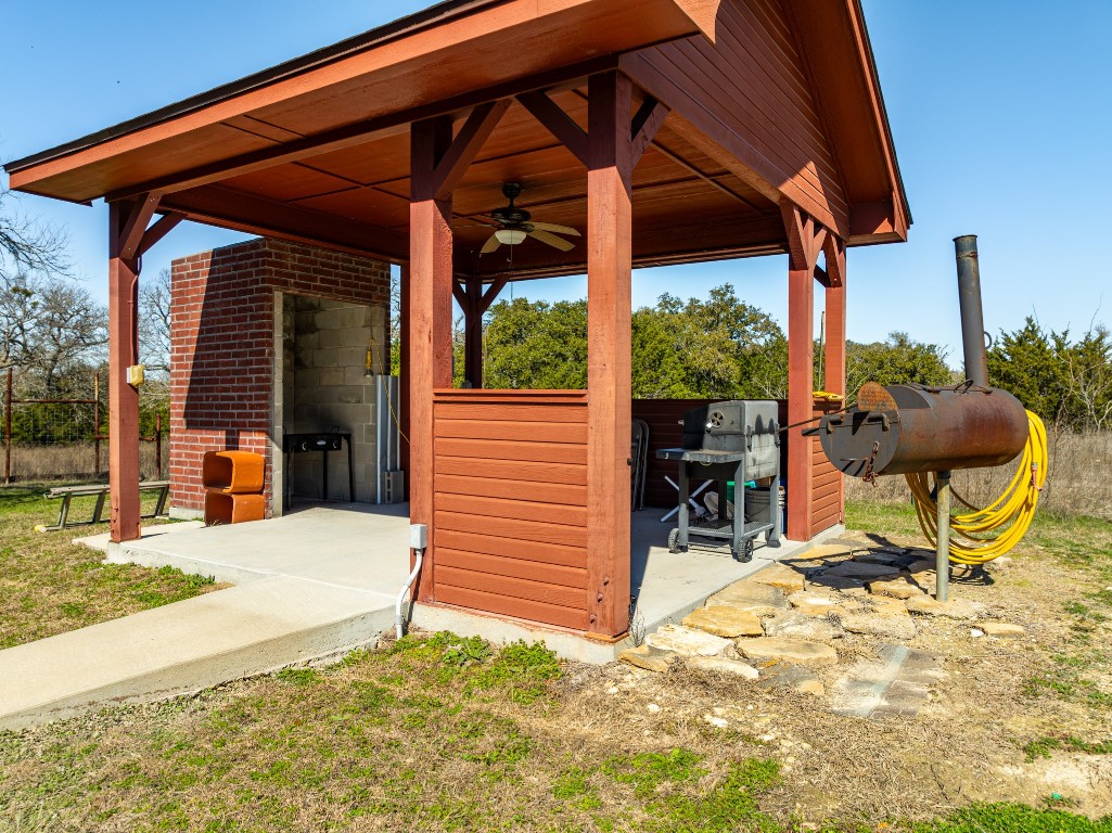 7402 Cr 137 Gatesville TX 76528