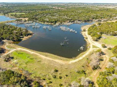 7402 Cr 137 Gatesville TX 76528
