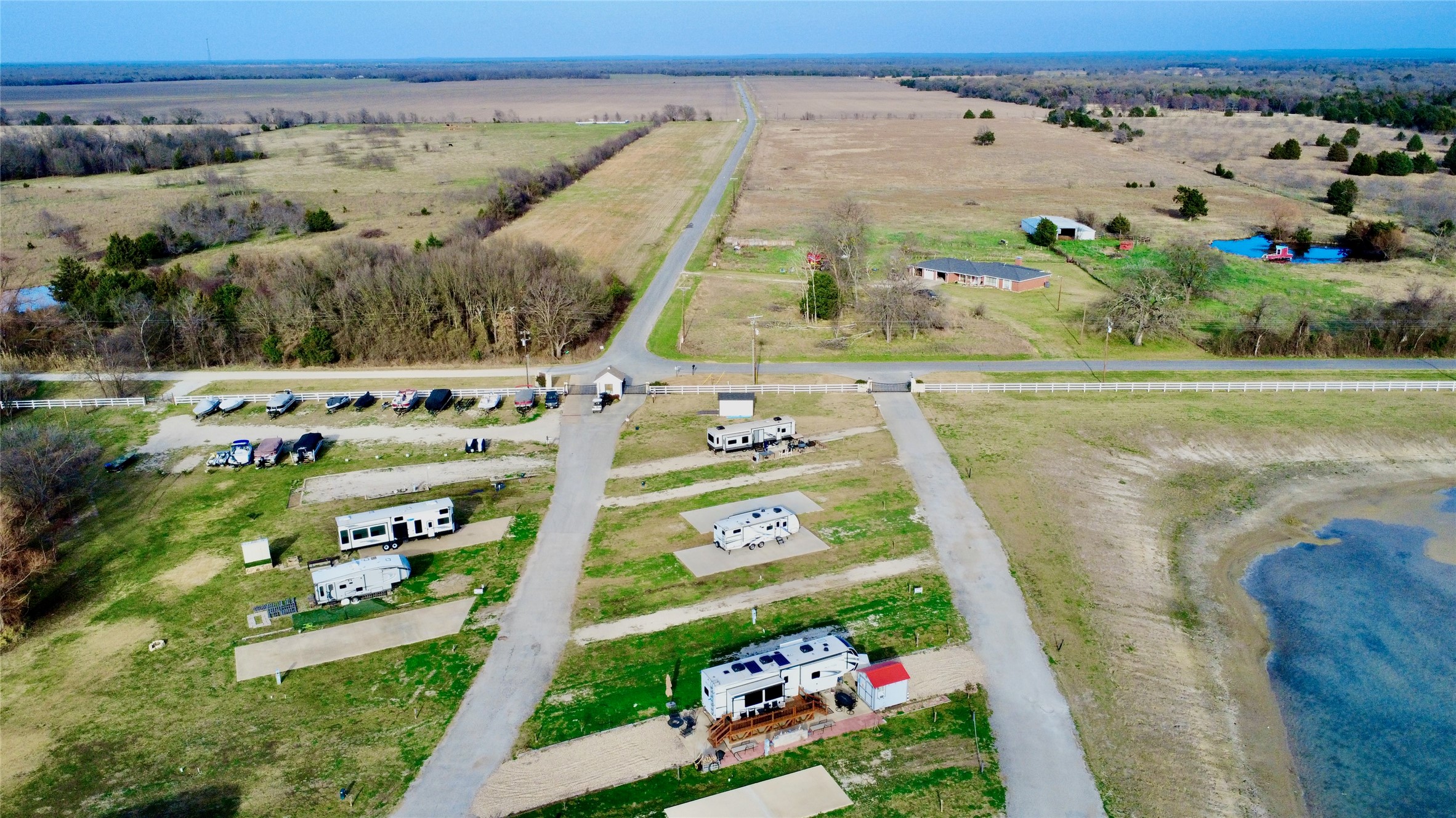 6082 Peninsula Road Kerens TX 75144