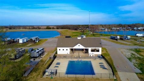 6082 Peninsula Road Kerens TX 75144