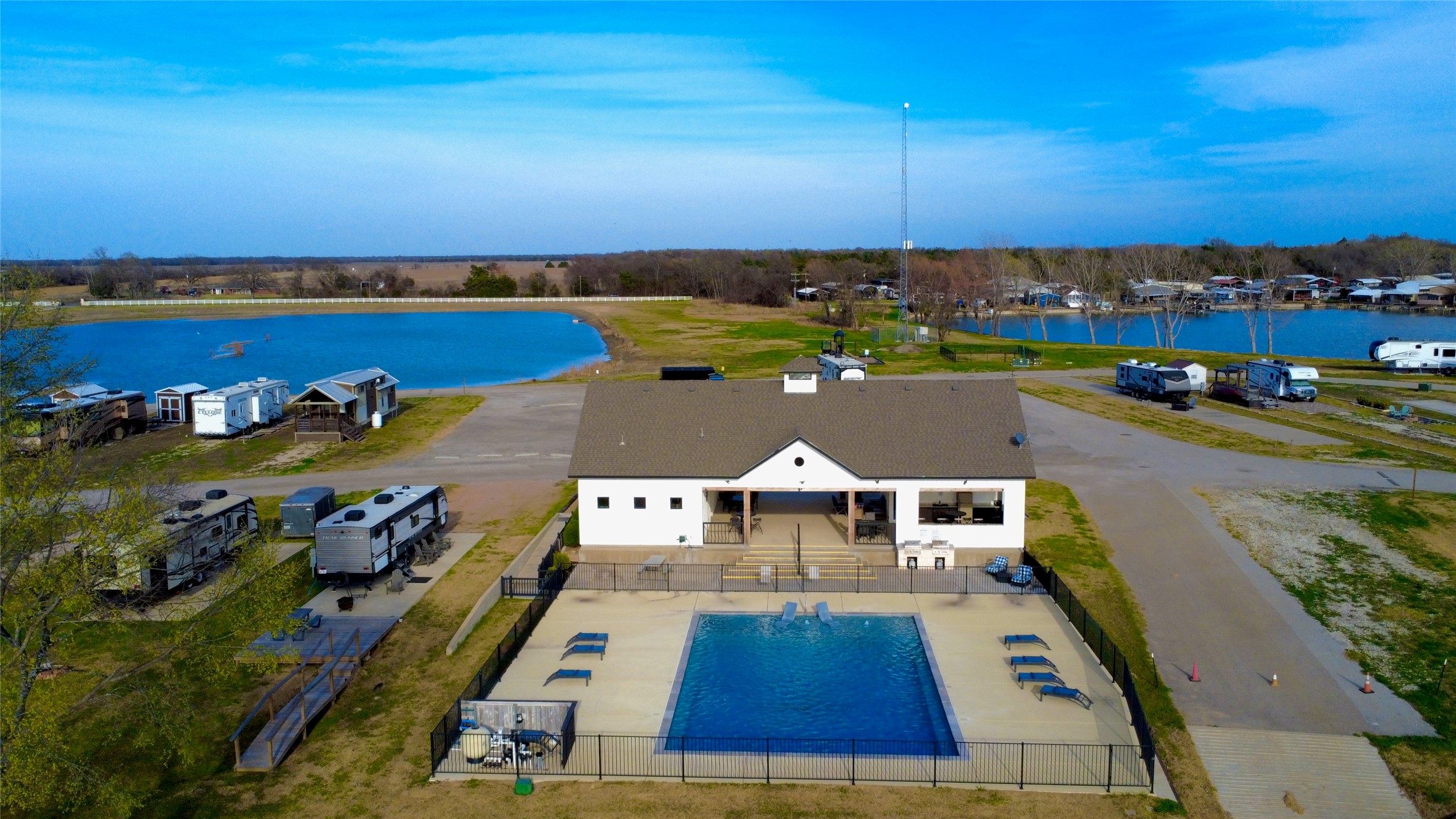 6082 Peninsula Road Kerens TX 75144