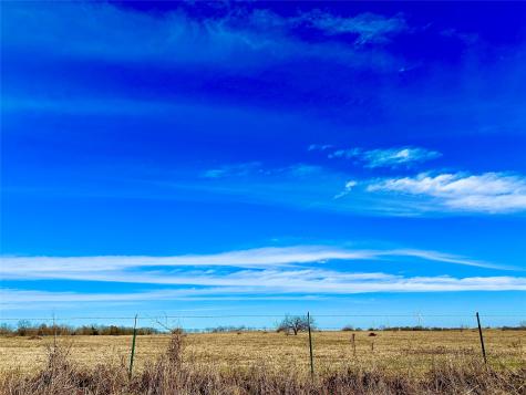 10 ac.  Tract 7 Cr 131 Mount Calm TX 76673