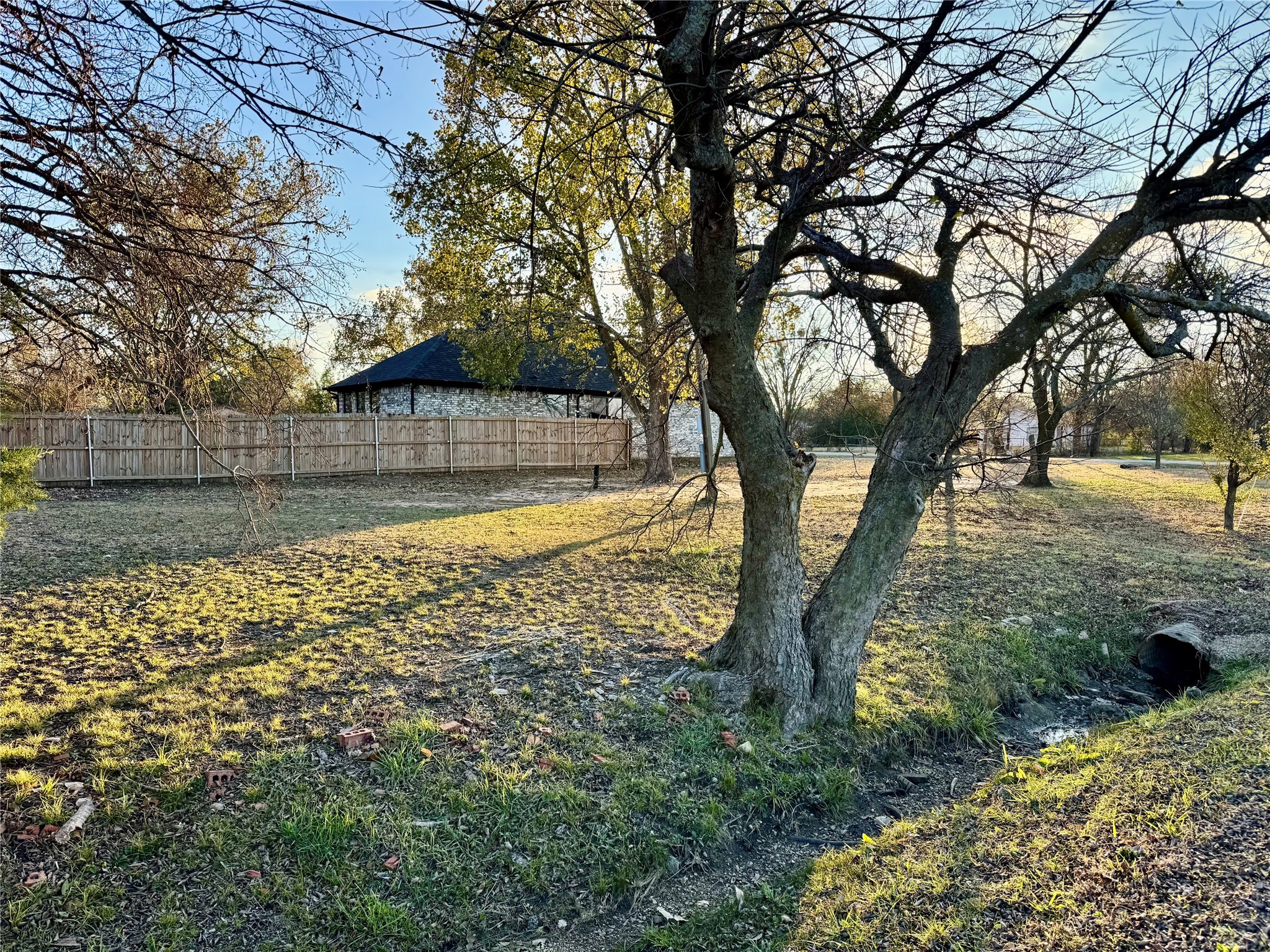 511 Beavers Drive Southmayd TX 75092