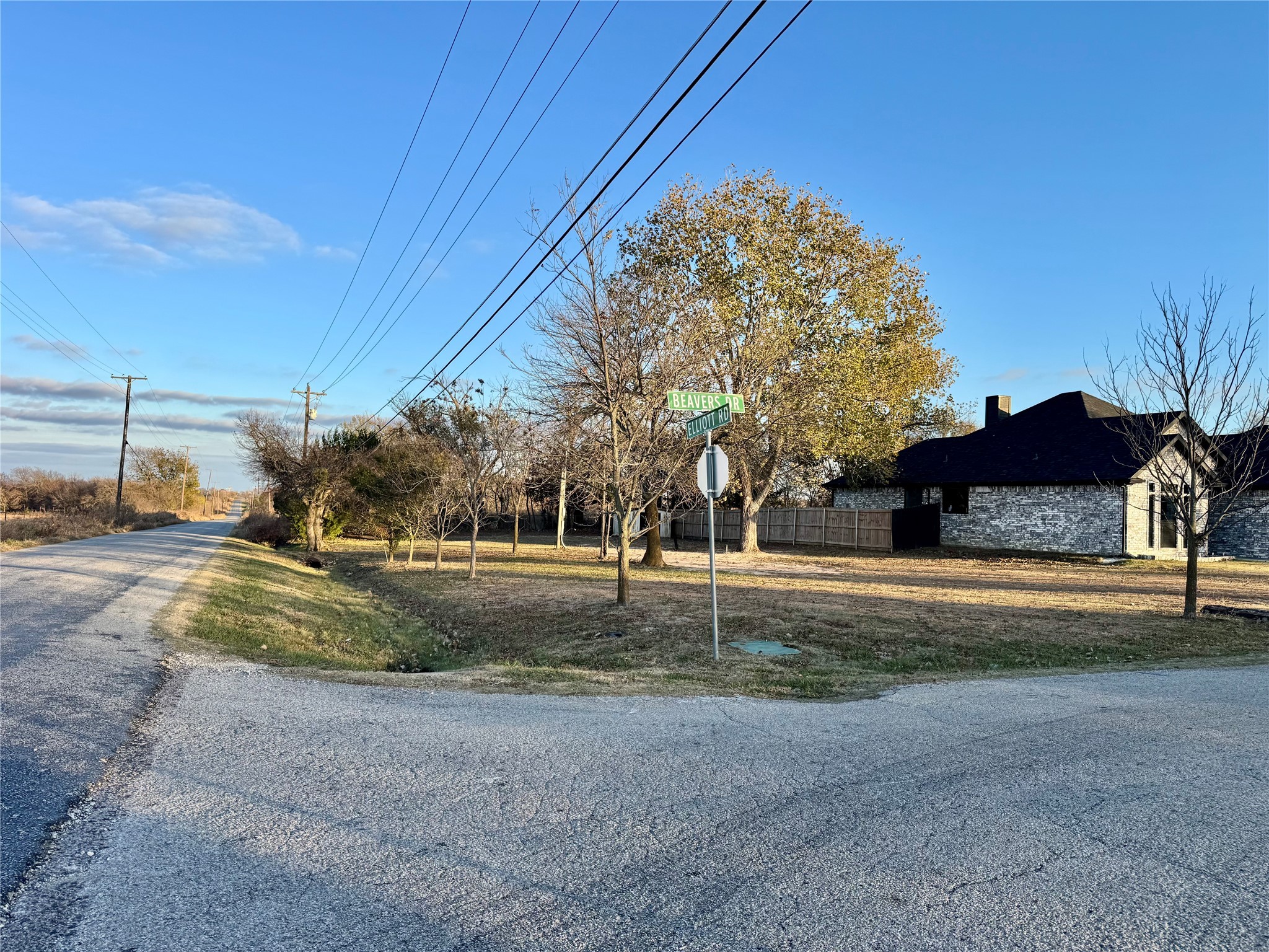 511 Beavers Drive Southmayd TX 75092