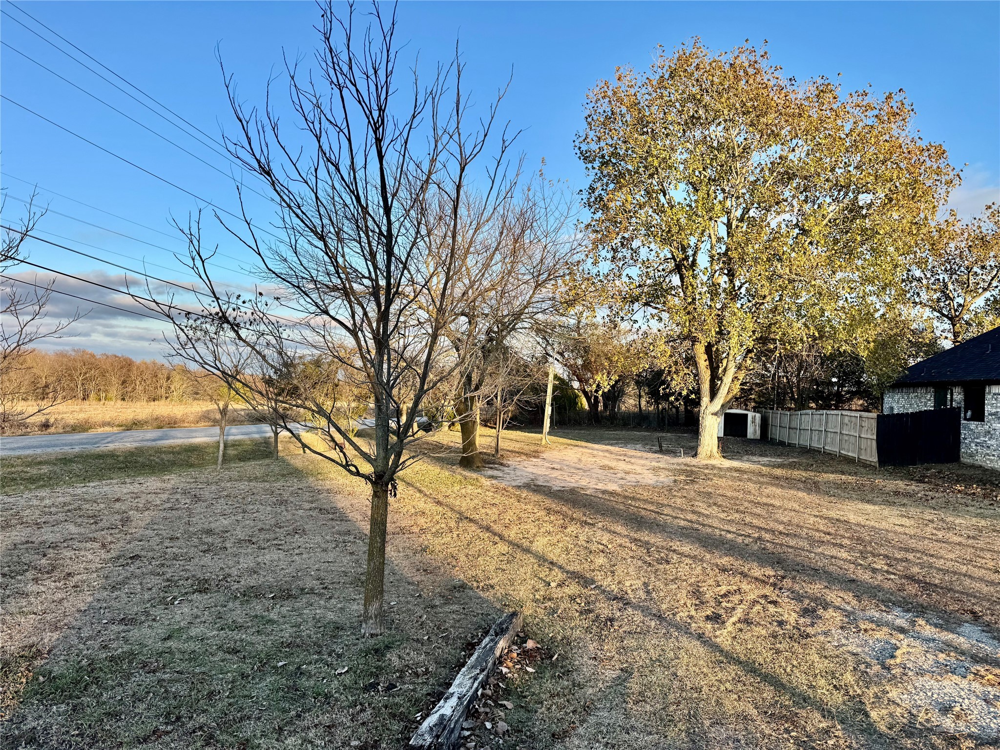 511 Beavers Drive Southmayd TX 75092