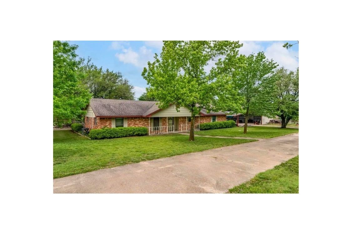 14329 Highway 75 Van Alstyne TX 75495
