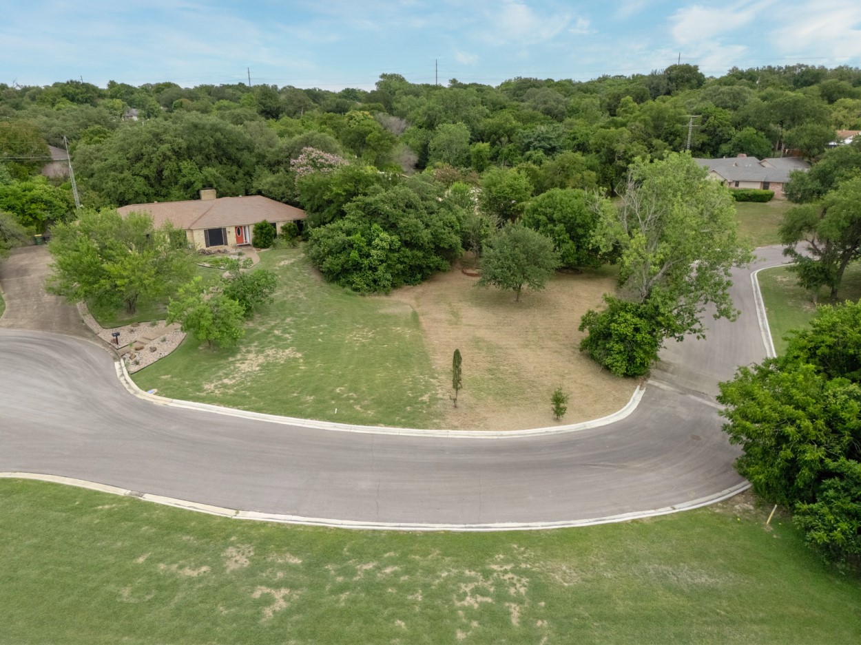 Tbd Valley Brook Circle Woodway TX 76712