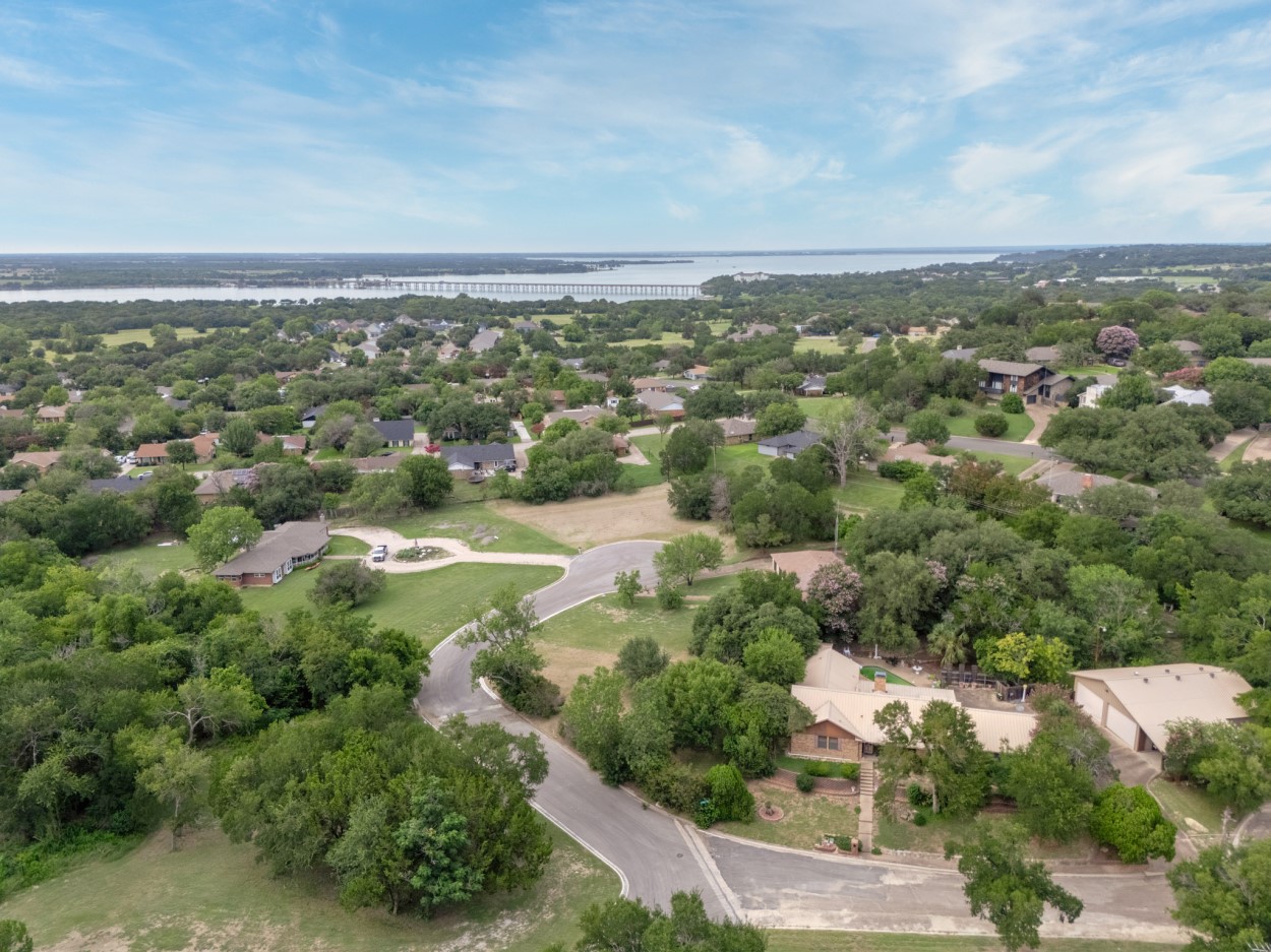 Tbd Valley Brook Circle Woodway TX 76712