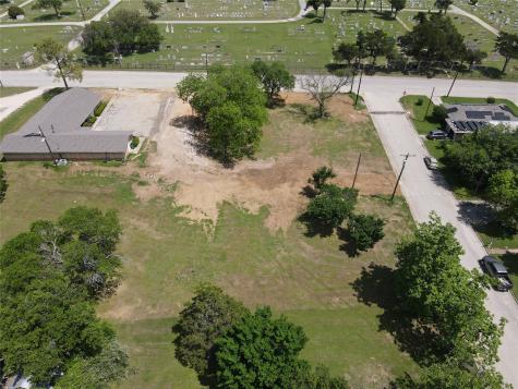 1617 Belcher Avenue Gainesville TX 76240
