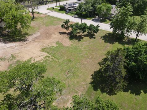 1617 Belcher Avenue Gainesville TX 76240