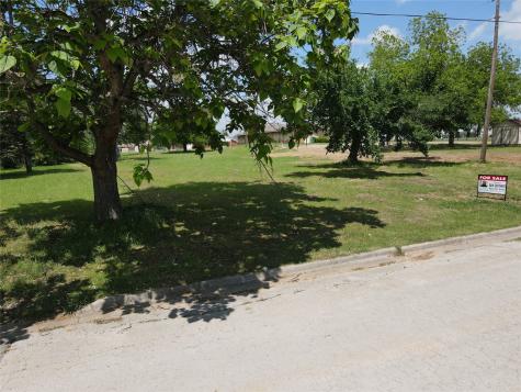 1617 Belcher Avenue Gainesville TX 76240