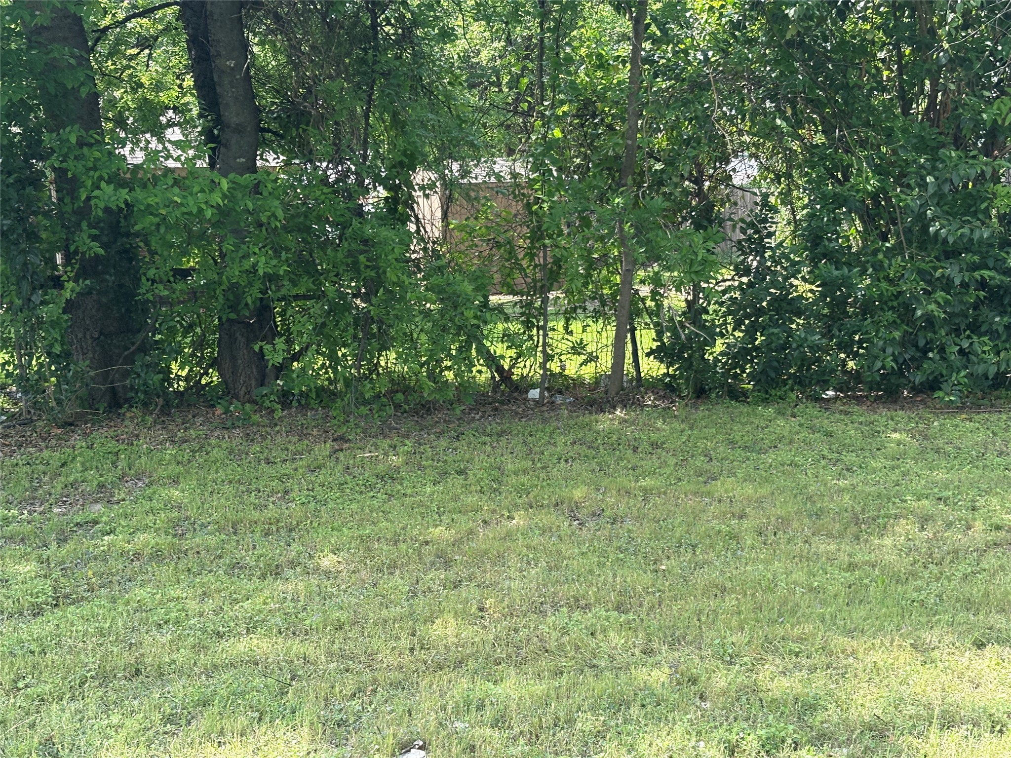 1907 E Overton Road Dallas TX 75216