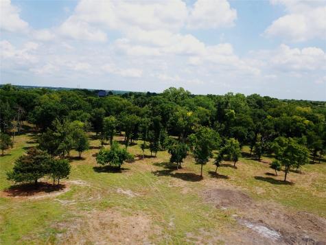 1800 North Lincoln Park Road Van Alstyne TX 75495
