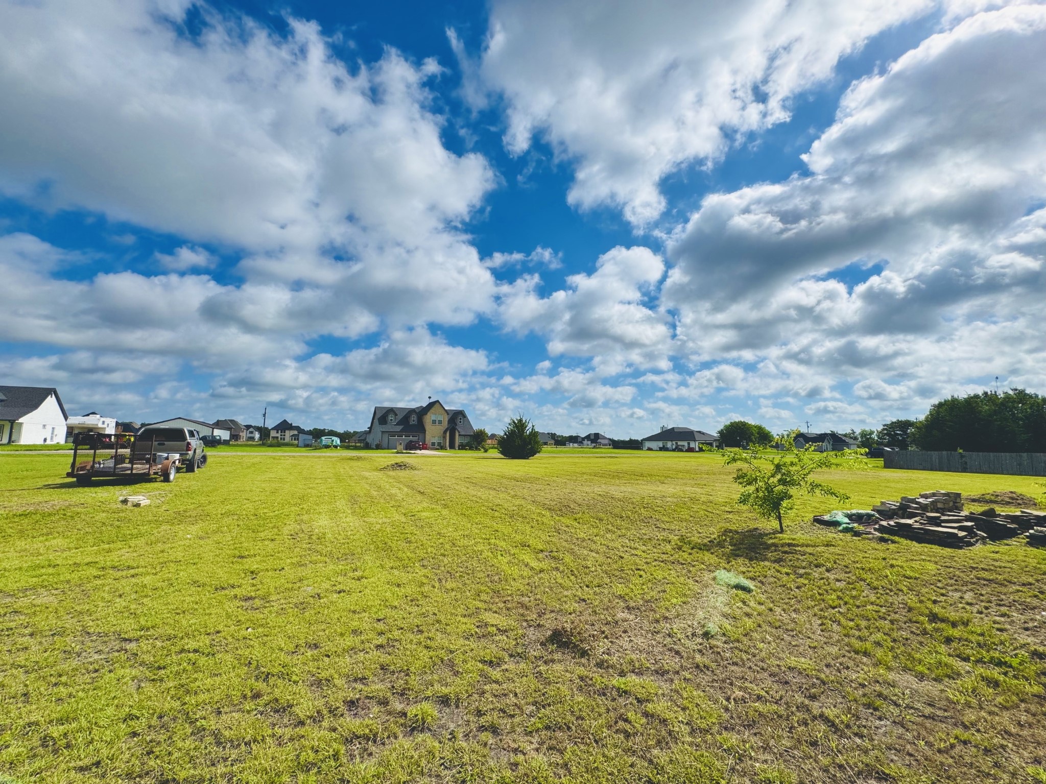 271 County Road 4443 Trenton TX 75490