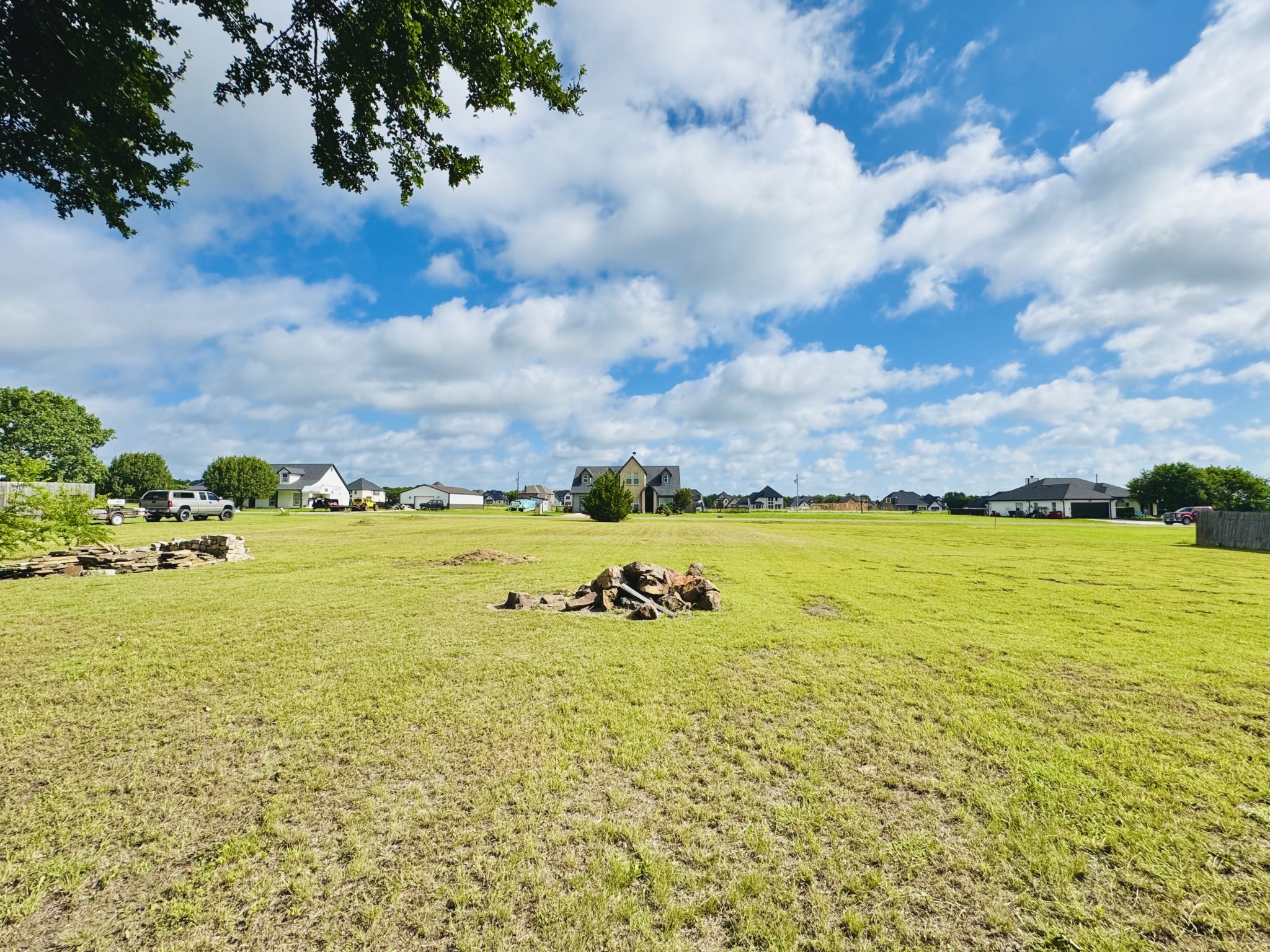 271 County Road 4443 Trenton TX 75490