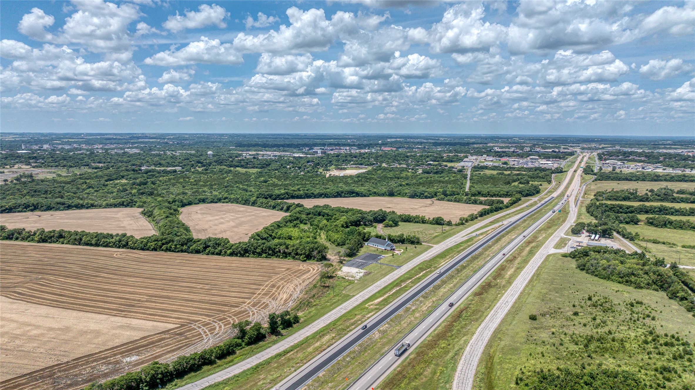 2800 E 82 Highway Sherman TX 75090